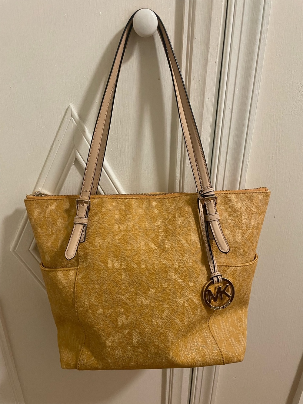 Michael Kors yellow and cream tote